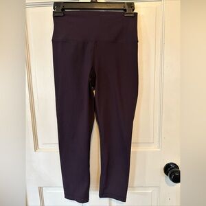 NUDE TECH Women's Solid High Waist Capri Summer Fig Size‎ Medium $79 Retail